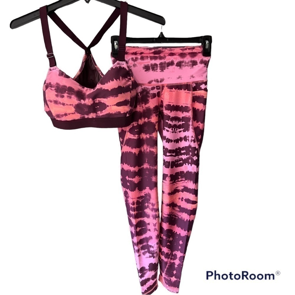 𝅺old NAVY ACTIVE ELEVATE HIGH RISE LEGGING GO DRY WOMEN’S SIZE XS MULTICOLOR